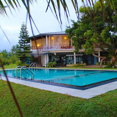 Nico Lagoon Hotel Negombo Kültér fotó