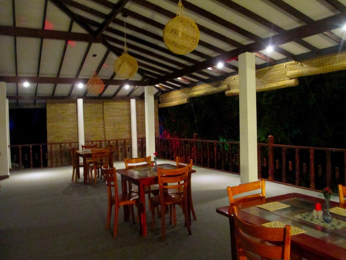 Nico Lagoon Hotel Negombo Kültér fotó